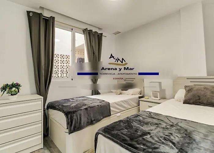Arena Y Mar Torrevieja-apartamento דירה *
